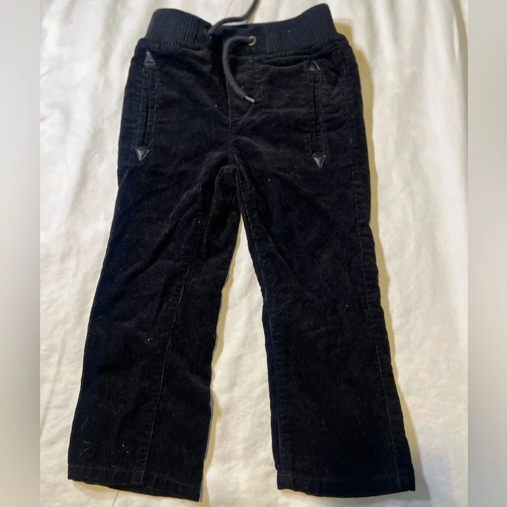 GAP pull on corduroy pants black